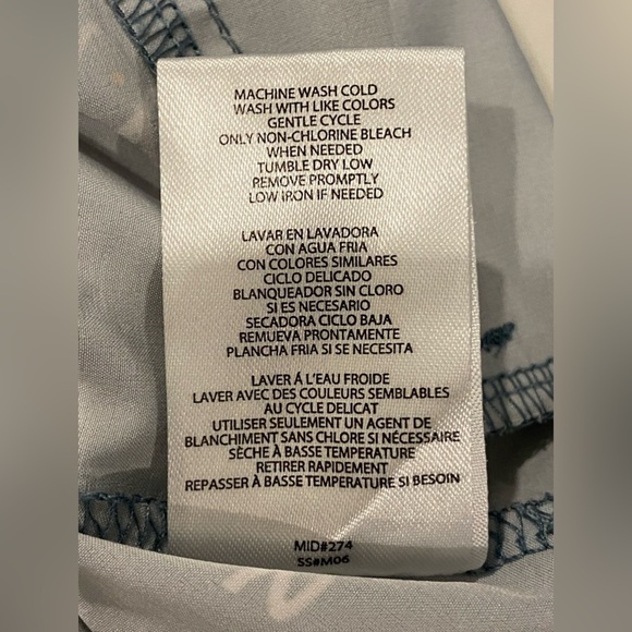 Sage Green Friends Central Perk Scrubs Women’s XL - Picture 6 of 9